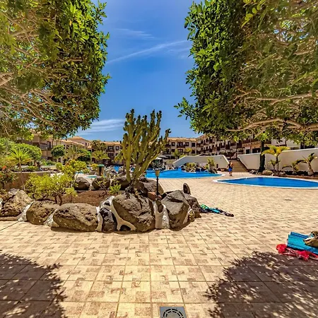 Atlantis 2 In Front Of The Ocean, Espectacular View, Pool And Wifi Apartment