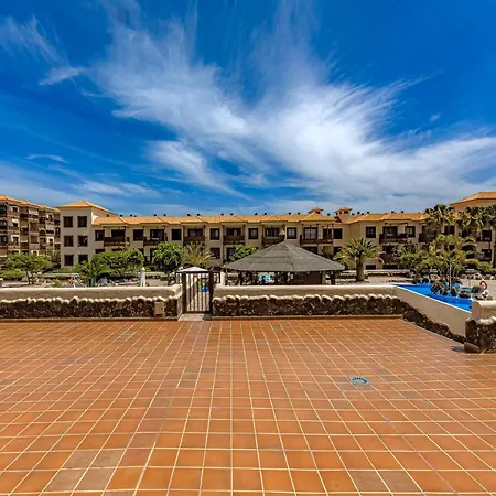 Apartament Atlantis 2 In Front Of The Ocean, Espectacular View, Pool And Wifi