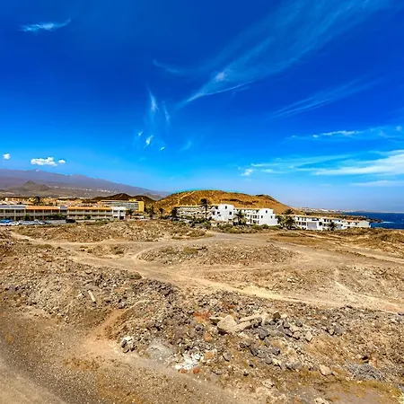 Atlantic 2 In Front Of The Ocean, Espectacular View, Pool And Wifi *